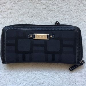 Nine West Wallet